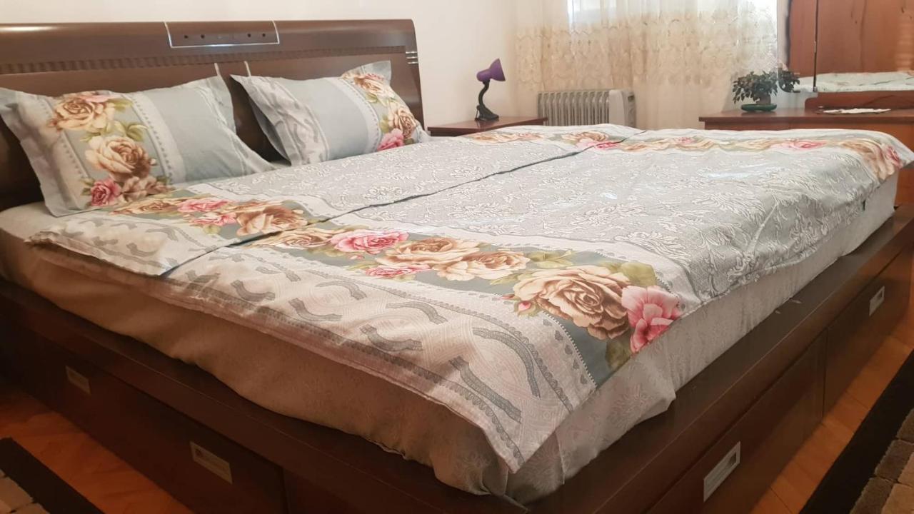 Baston Rent Διαμέρισμα Ποντγορίτσα Εξωτερικό φωτογραφία